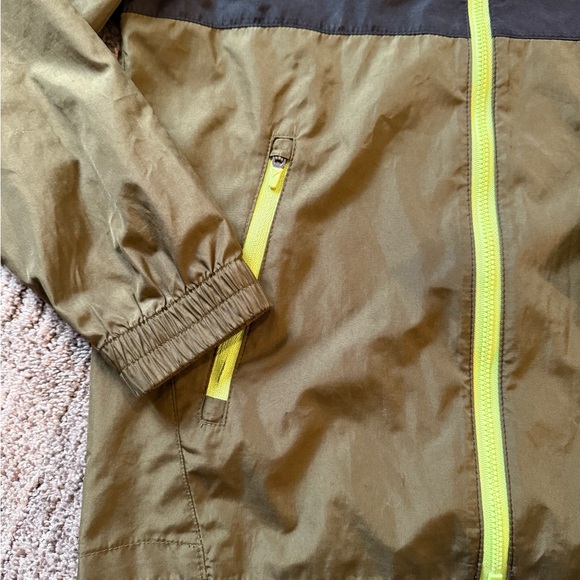 Boys Light-Weight Windbreaker Jacket - Picture 2 of 4